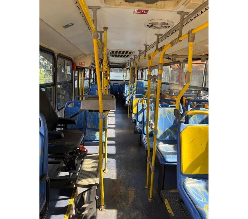  Ônibus Usados Curitiba PR Cidade Industrial de Curitiba - Fotos para Onibus Urbano com Ar de teto VW 17230 ano 2015 cód.10016