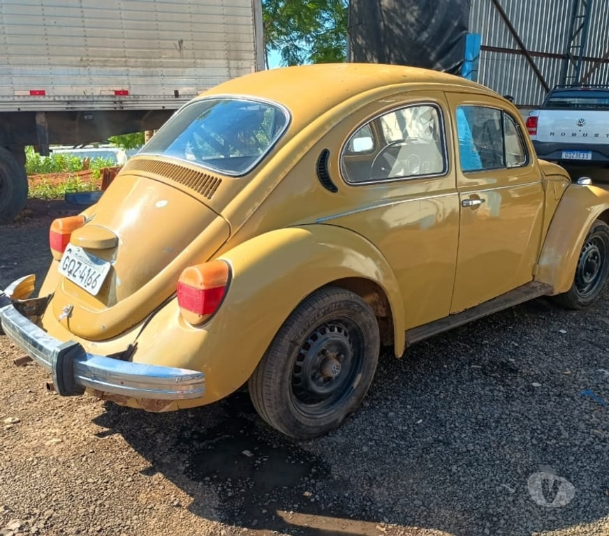 Seminovos Muzambinho MG - Fotos para Fusca 1300 L 79 79 - Interior marrom lanterna fafa
