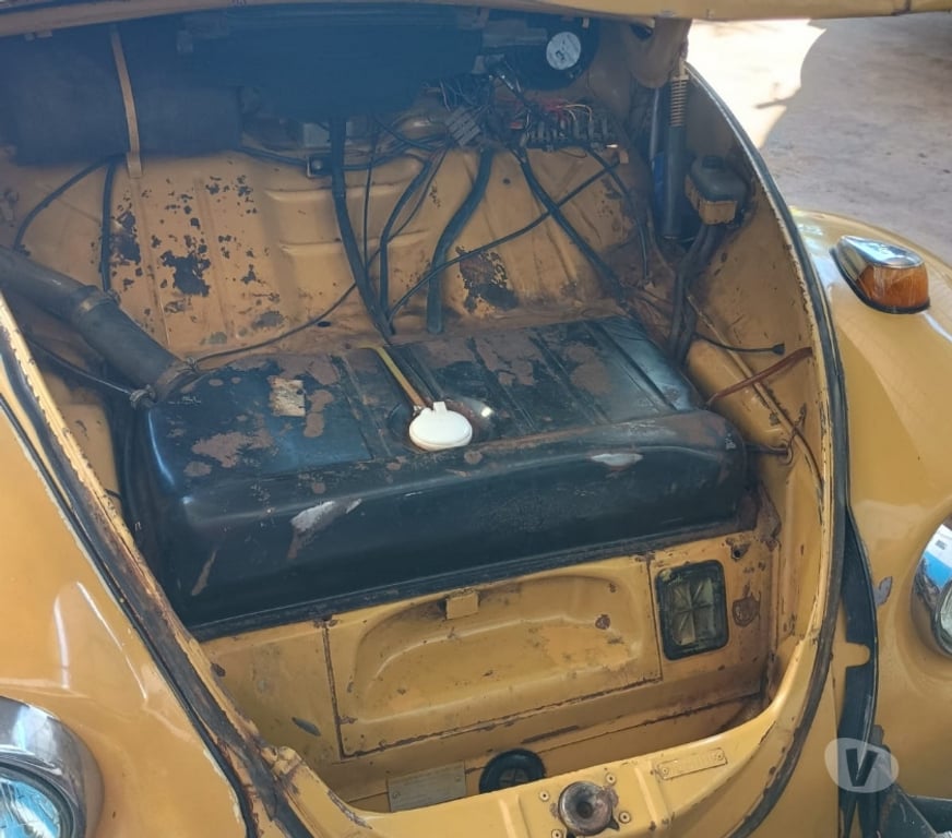 Seminovos Muzambinho MG - Fotos para Fusca 1300 L 79 79 - Interior marrom lanterna fafa