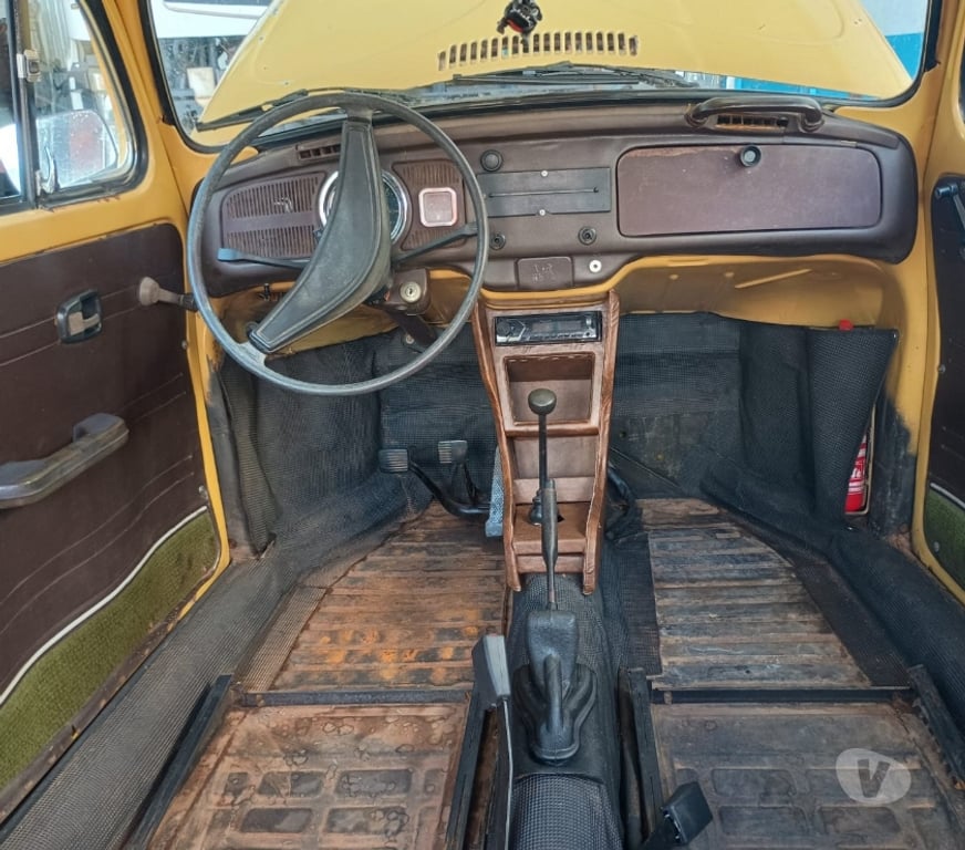 Seminovos Muzambinho MG - Fotos para Fusca 1300 L 79 79 - Interior marrom lanterna fafa