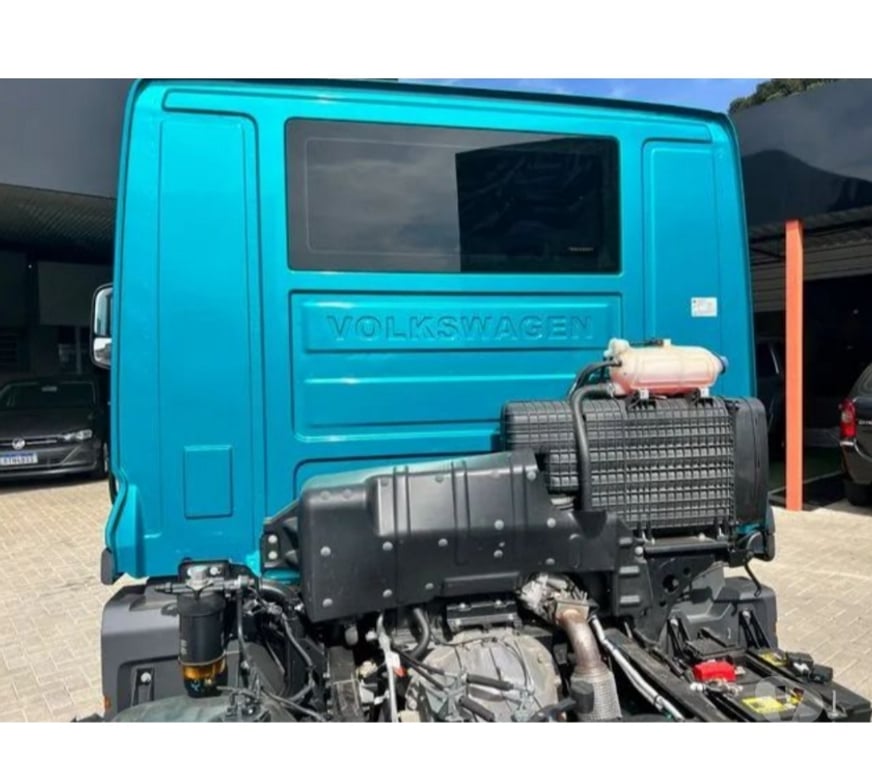 Caminhões usados Sao Jose dos Pinhais PR - Fotos para VOLKSWAGEN 9-180 Delivery 4x2 2p