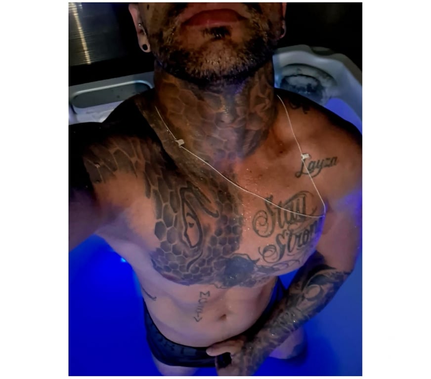 Acompanhantes masculinos Araucaria PR - Fotos para Pablo Mattos ####