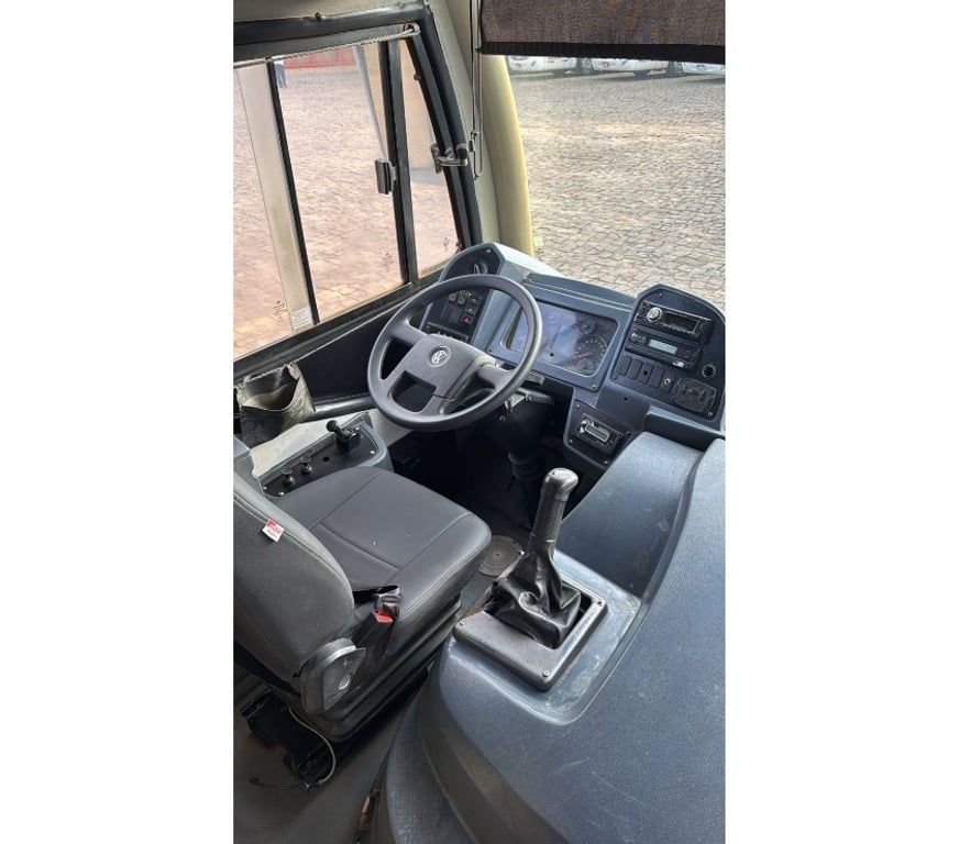  Ônibus Usados Curitiba PR Cidade Industrial de Curitiba - Fotos para Onibus Fretamento Mascarello VW 17230 ano 2013 cód.10019