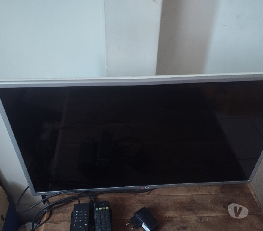 Eletrodomésticos usados Cariacica ES - Fotos para TV LG com TV box incluso.