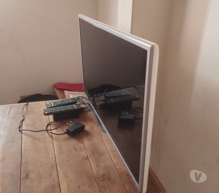 Eletrodomésticos usados Cariacica ES - Fotos para TV LG com TV box incluso.