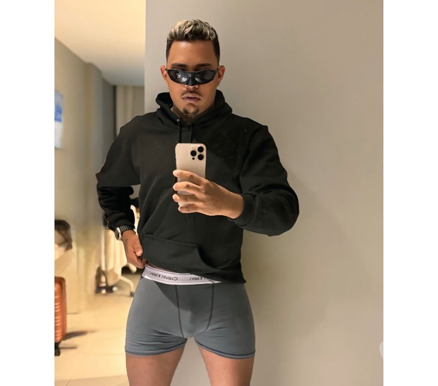 Acompanhantes masculinos Campinas SP - Fotos para Negão 24 cm grosso