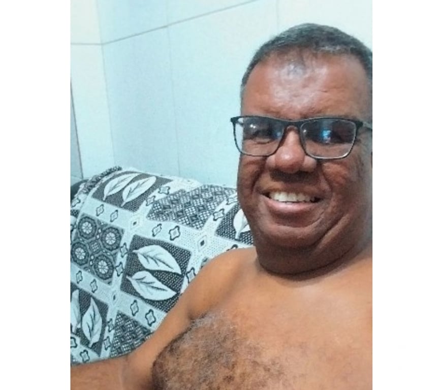 Homem procura Homem Rio de Janeiro RJ Outros Bairros Rio de Janeiro RJ - images_alt_text Busco Amigo Companheiro ativo para relacionamento afetivo