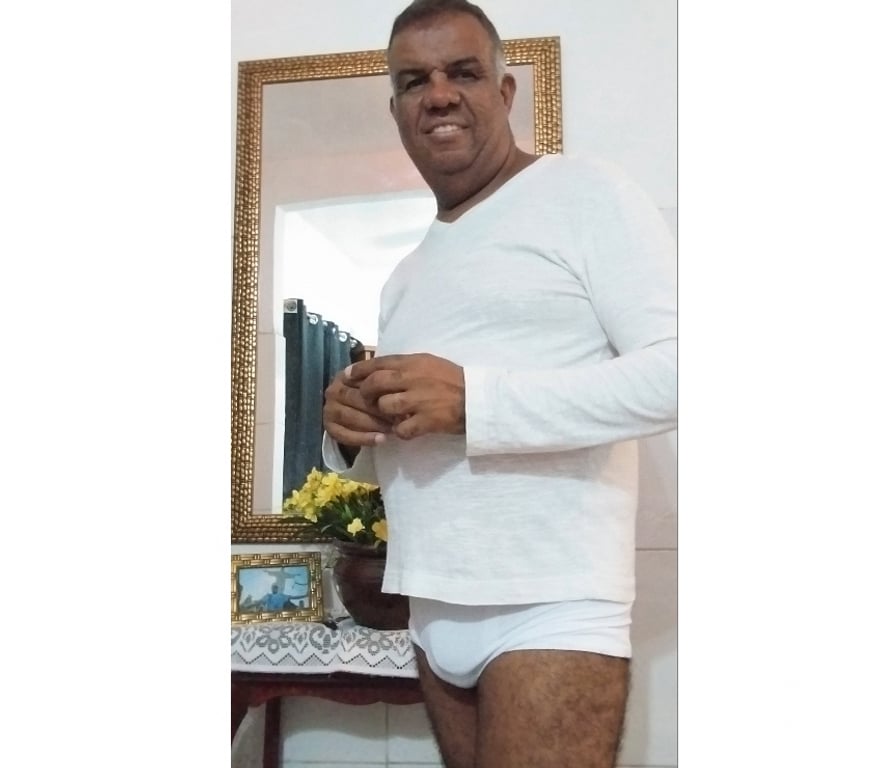 Homem procura Homem Rio de Janeiro RJ Outros Bairros Rio de Janeiro RJ - images_alt_text Busco Amigo Companheiro ativo para relacionamento afetivo