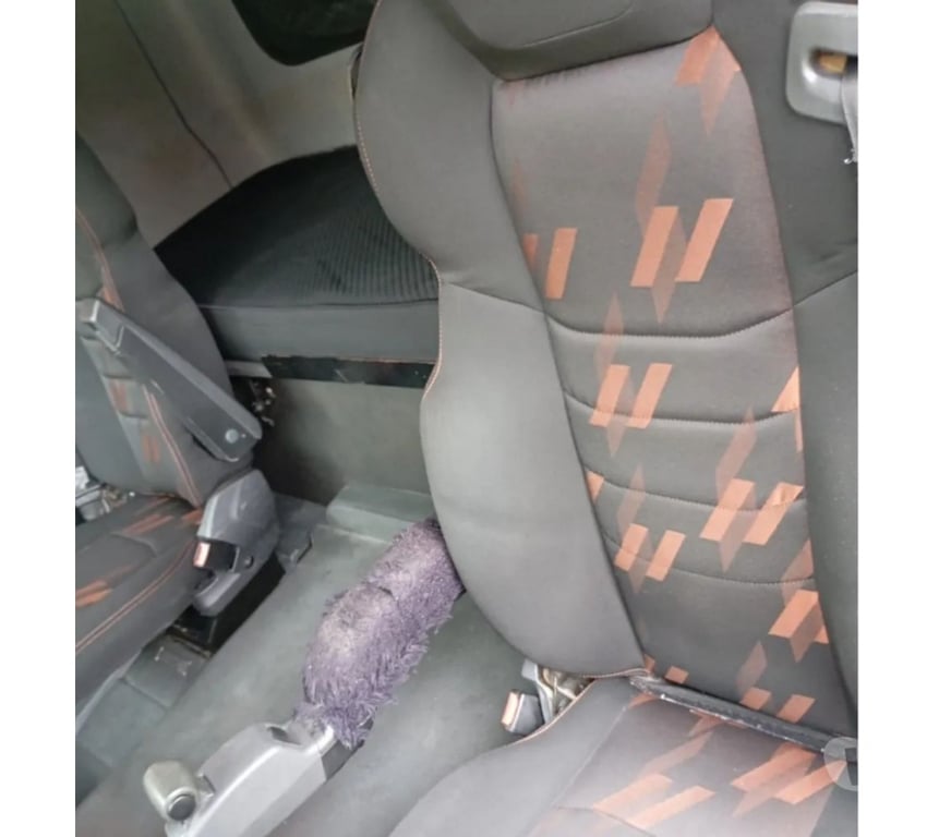 Caminhões usados Sao Jose dos Pinhais PR - Fotos para Caminhão M. Benz Axor 2544s