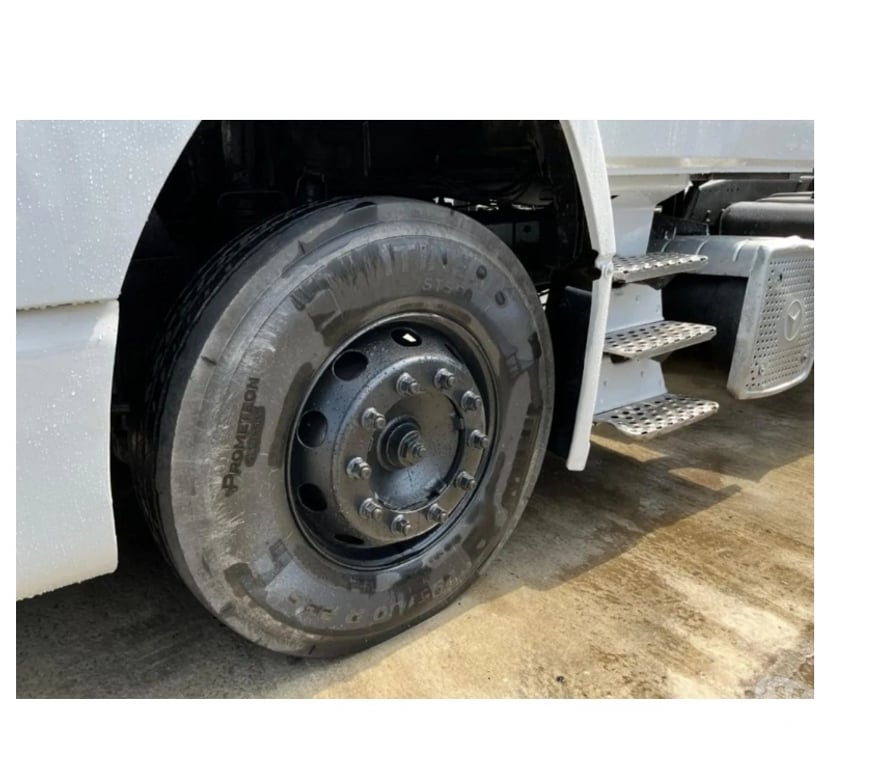 Caminhões usados Sao Jose dos Pinhais PR - Fotos para Mercedes-Benz MB Ls-1634 Ano 2009