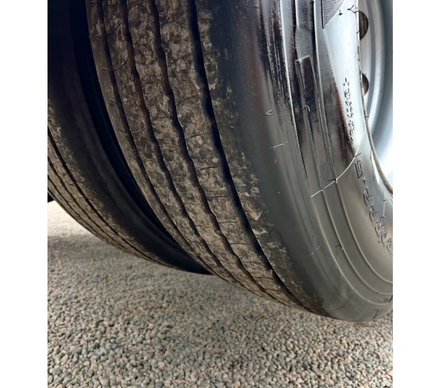 Caminhões usados Sao Jose dos Pinhais PR - Fotos para Caminhão Scania R400 6x2