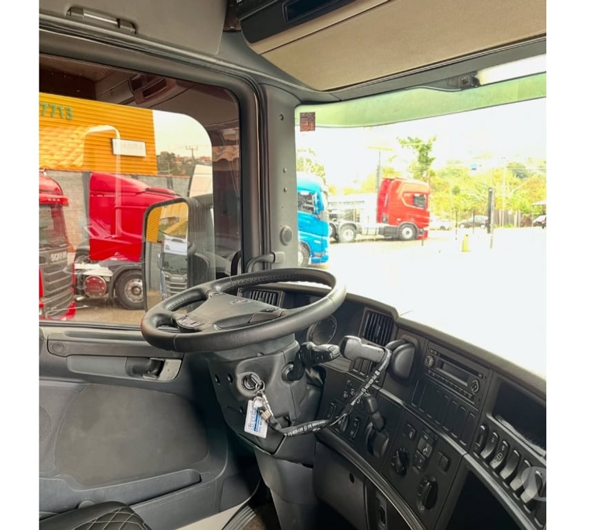 Caminhões usados Sao Jose dos Pinhais PR - Fotos para Caminhão Scania R400 6x2