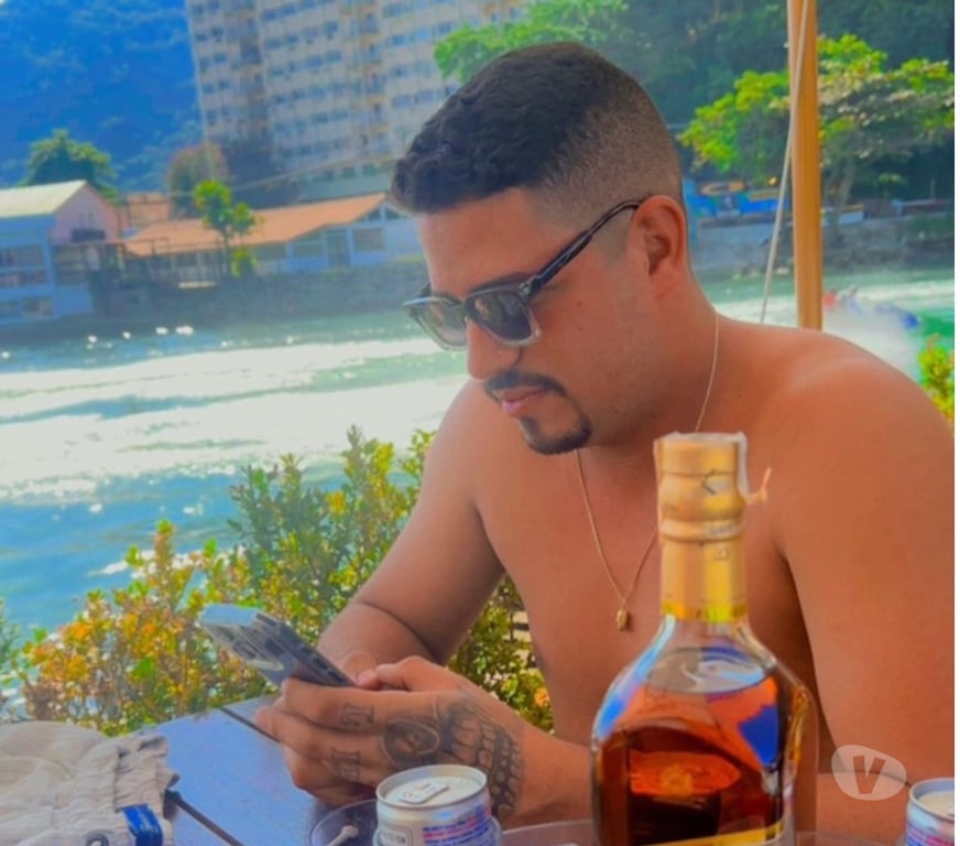 Acompanhantes masculinos Rio de Janeiro RJ Copacabana - Fotos para Leandro Carioca Dotado