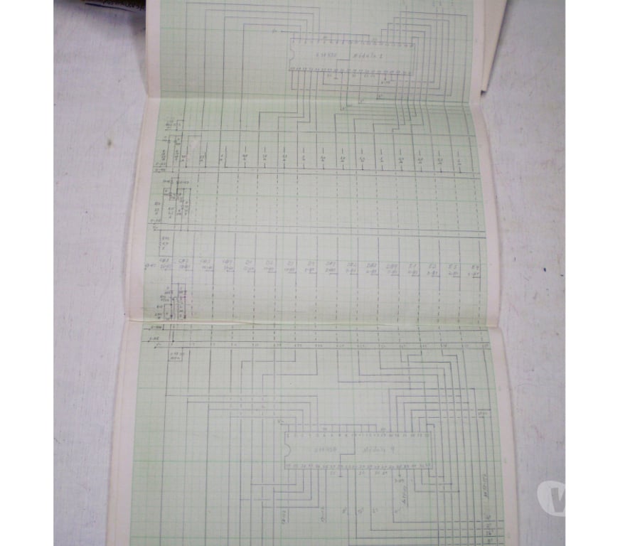 DVDs a Venda Porto Alegre RS Porto Alegre Sul - Fotos para Livros - Esquemário teclado Roland ES-50 (“A”).Cód.439