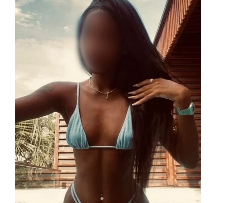 Garotas de programa Florianopolis SC Centro Florianopolis - Fotos para Mulatinha completinha 🔥🔥👿🤭