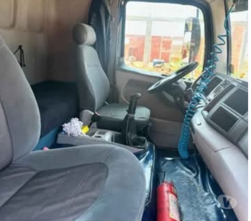 Caminhões usados Cascavel PR - Fotos para Vw 24-250 6x2 2009 Carroceria Impecável