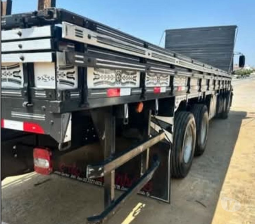 Caminhões usados Cascavel PR - Fotos para Vw 24-250 6x2 2009 Carroceria Impecável