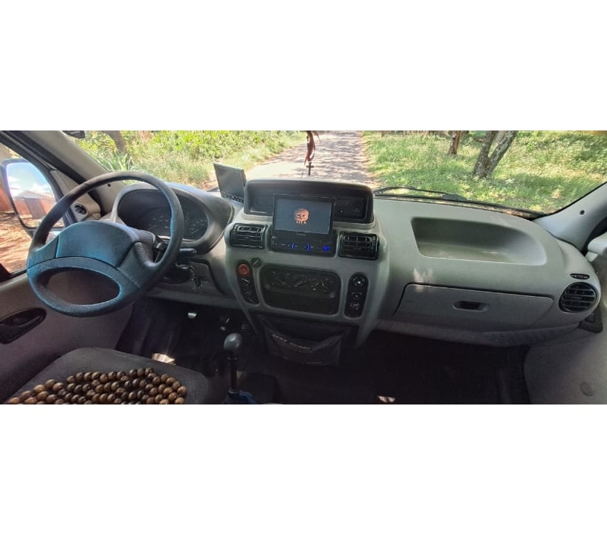  Ônibus Usados Curitiba PR Cidade Industrial de Curitiba - Fotos para Van Master Escolar Básica ano 2007 cód.10023