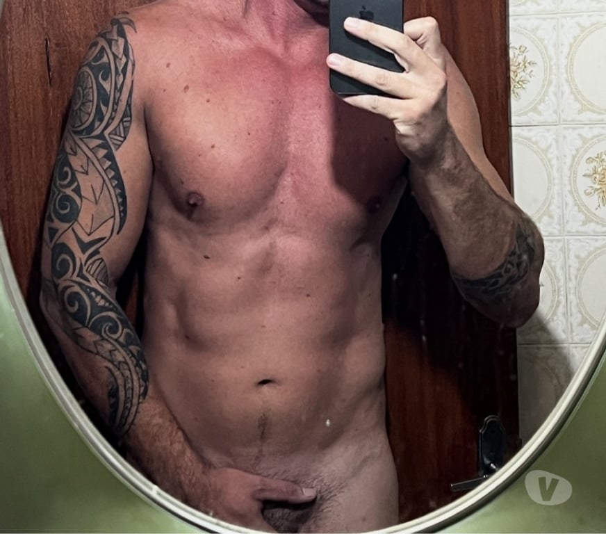 Acompanhantes masculinos Juiz de Fora MG - Fotos para Lutador deixa mamar