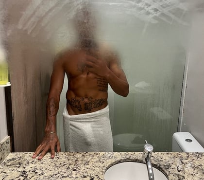 Acompanhantes Masculinos Copacabana Rio de Janeiro RJ - Fotos para Dominador Dotado. 21cm