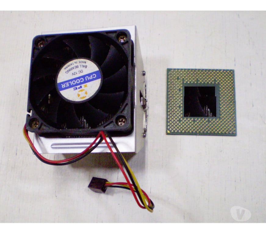 Computador Porto Alegre RS Porto Alegre Sul - Fotos para Duas peças de Processador antigo AMD Sempron.-Cód.468-