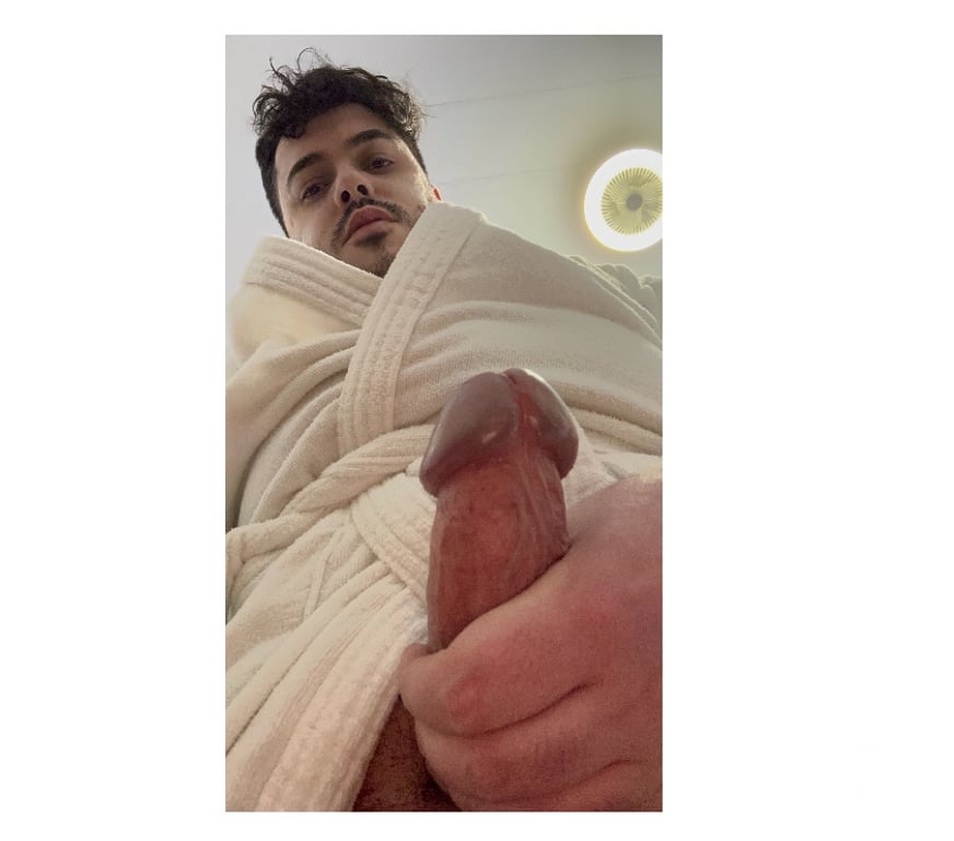 Acompanhantes masculinos Curitiba PR Fazendinha-Portão - Fotos para Companhia Especial Ativo