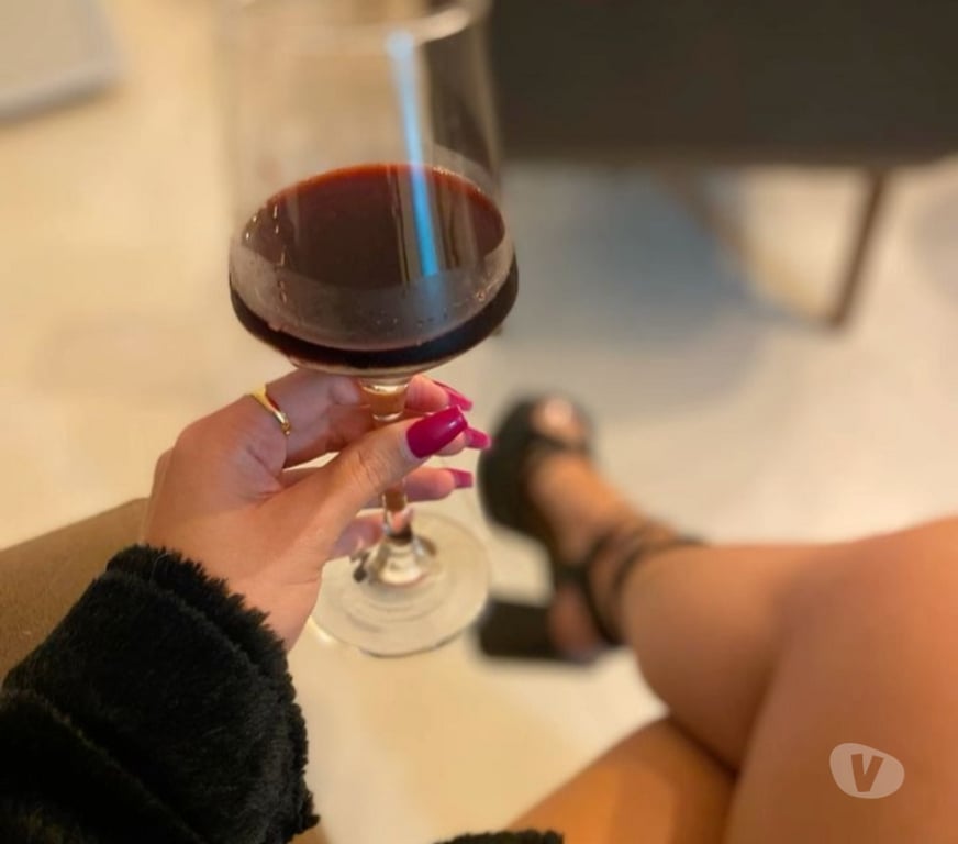 Garotas de programa Farroupilha RS - Fotos para Presença marcante, elegante e envolvente.