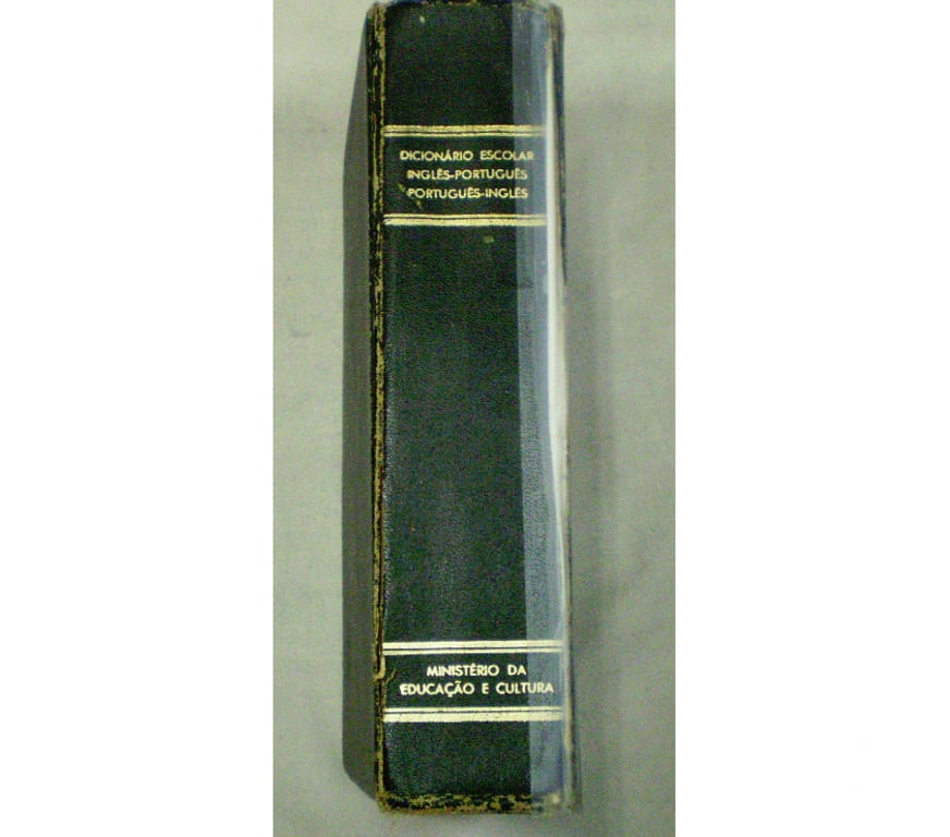 DVDs a Venda Porto Alegre RS Porto Alegre Sul - Fotos para Dois dicionários antigos de inglês português e inverso.