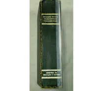 Dois dicionários antigos de inglês português e inverso.