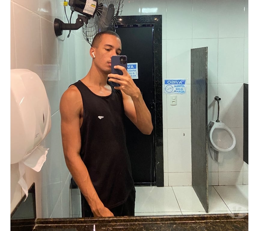 Acompanhantes masculinos Rio de Janeiro RJ Centro - Fotos para Versátil Novinho