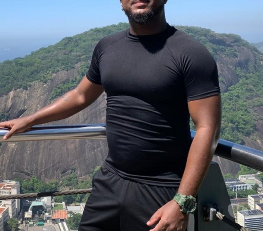 Acompanhantes masculinos Rio de Janeiro RJ Centro - Fotos para Toques e massagens