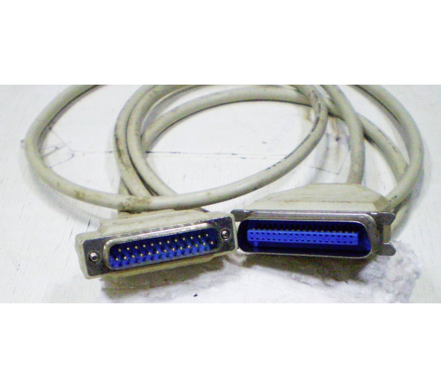 Computador Porto Alegre RS Porto Alegre Sul - Fotos para PC - Dois Cabos antigos porta paralela.- Cód. 483 -