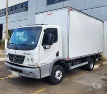 Mercedes-Benz accelo 815 2015 2016