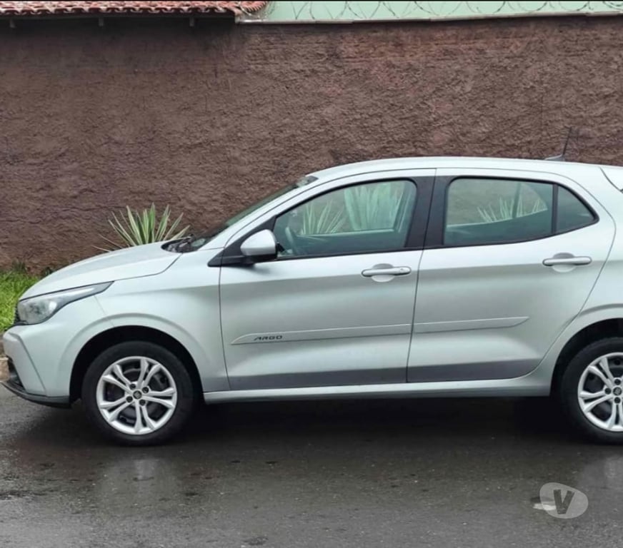 Seminovos Belo Horizonte MG Centro-Sul - Fotos para VENDO FIAT ARGO DRIVE 1.0 MANUAL 2023 2024