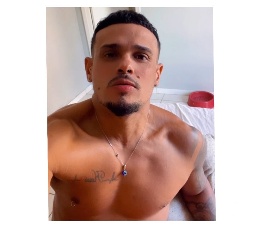 Acompanhantes masculinos Rio de Janeiro RJ Jacarepaguá - Fotos para Moreno Tatuado Marrento