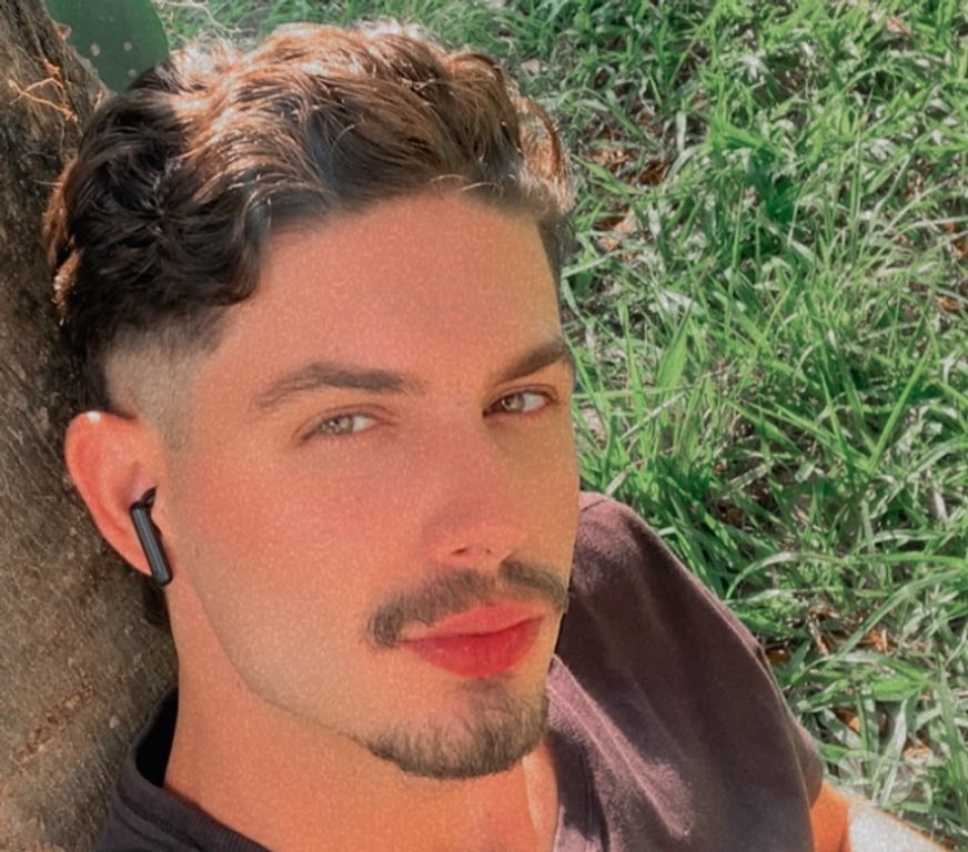 Acompanhantes masculinos Itauna MG - Fotos para Massagista Versátil