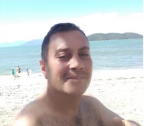 Procuro somente gordinhas qualquer idade