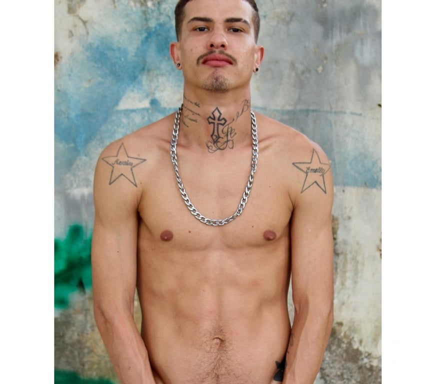 Acompanhantes masculinos Sao Paulo SP República - Fotos para PE DE MESA 23 CM