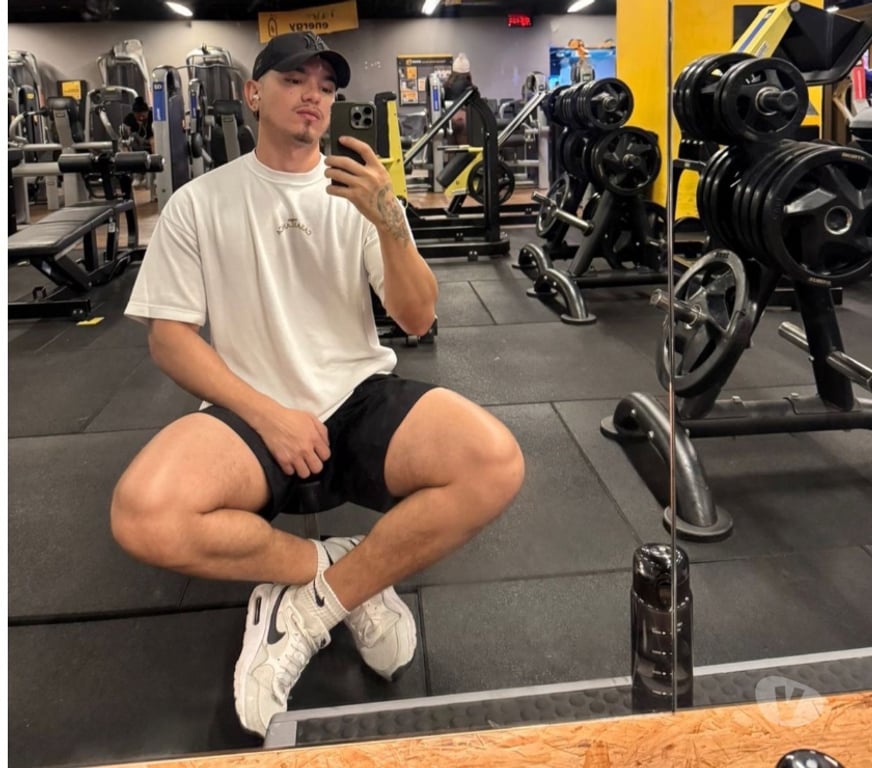 Acompanhantes masculinos Rio de Janeiro RJ Copacabana - Fotos para Gaúcho dotado 24cm