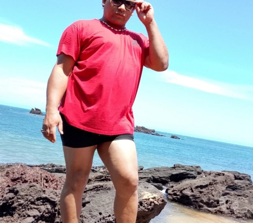 Homem procura Homem Aracruz ES - Fotos para PROCURO RAPAZ PARA PASSAR O FINAL DE ANO COMIGO