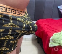 Anúncio para mulheres e casais