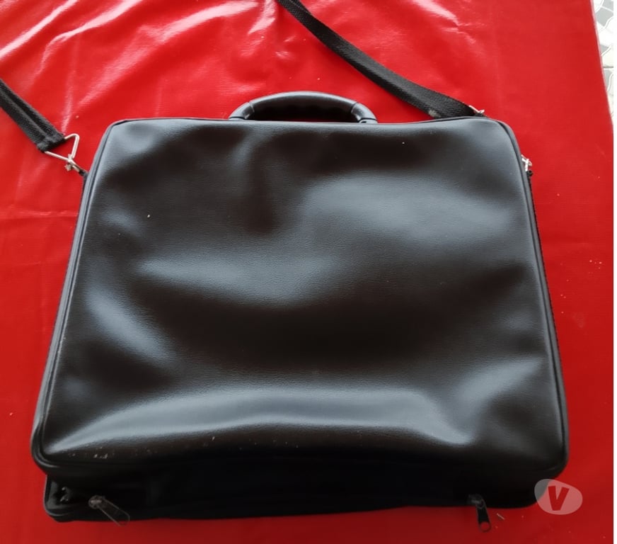 Diversos Brasilia DF Aguas Claras - Fotos para Bolsa de couro em perfeito estado