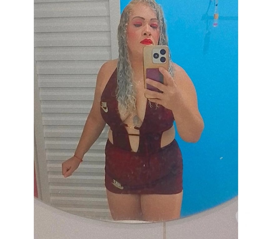 Garotas de programa Maraba PA - Fotos para Eu sou loira baixinha cabelo cacheado