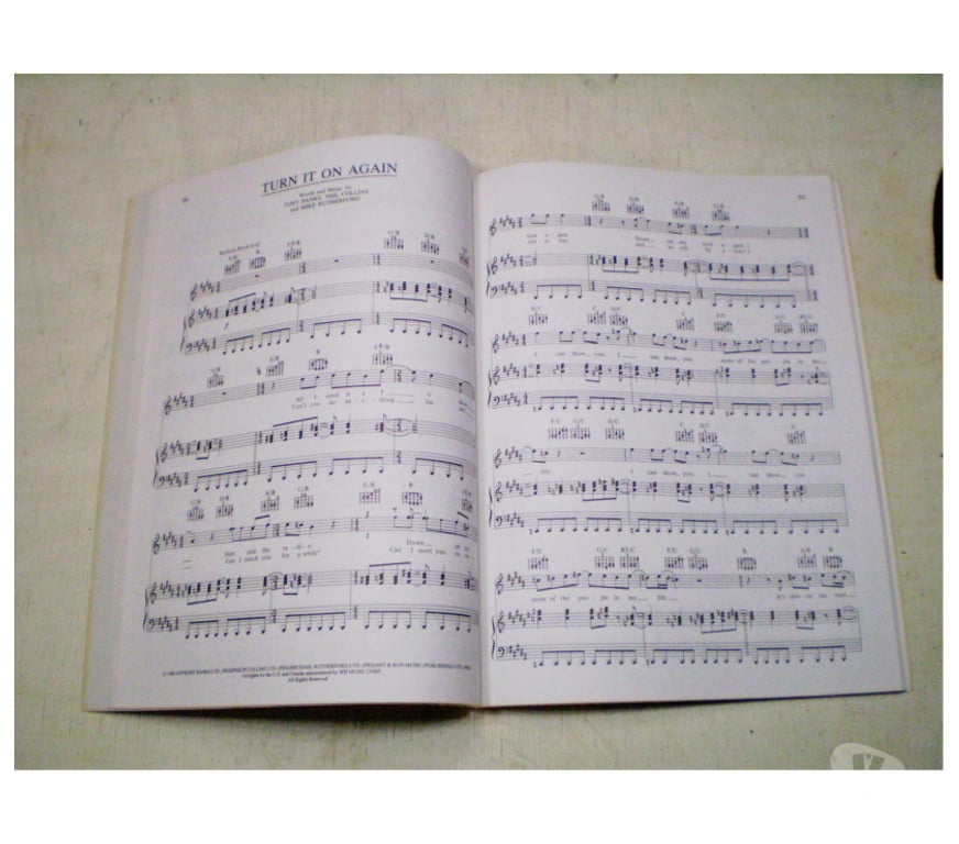 DVDs a Venda Porto Alegre RS Porto Alegre Sul - Fotos para Livro Antologia do Genesis.- Cód. 502 -