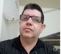 Grego procura namorada de 50 a 57 anos