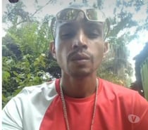 A procura de um foto sério