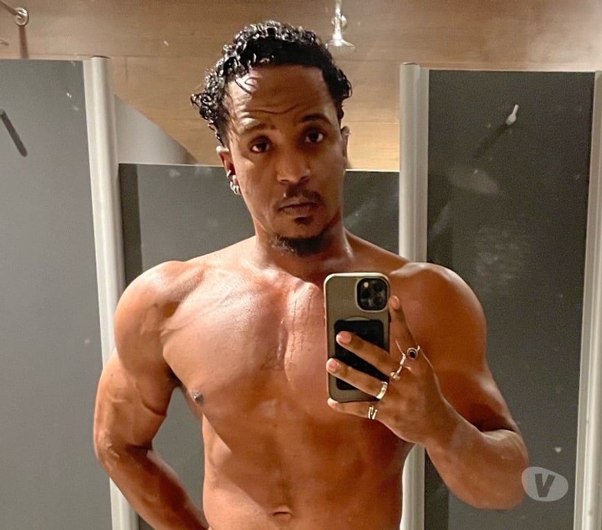 Acompanhantes masculinos Belo Horizonte MG Barreiro - Fotos para DOM ATIVO 22CM BH