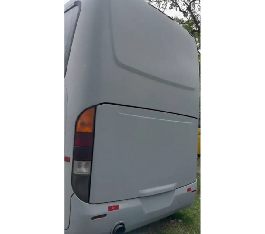  Ônibus Usados Curitiba PR Matriz - Fotos para SCANIA – BUSSCAR – 2005 – RF. 7180