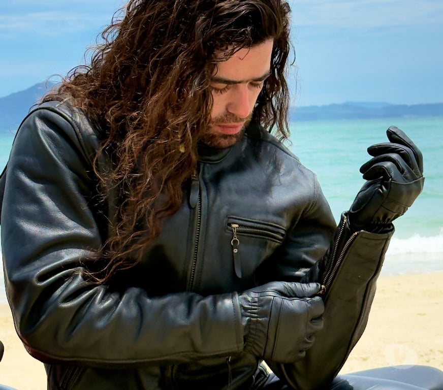 Acompanhantes masculinos Florianopolis SC Centro Florianopolis - Fotos para Eles, elas e casais. CL CENTRO