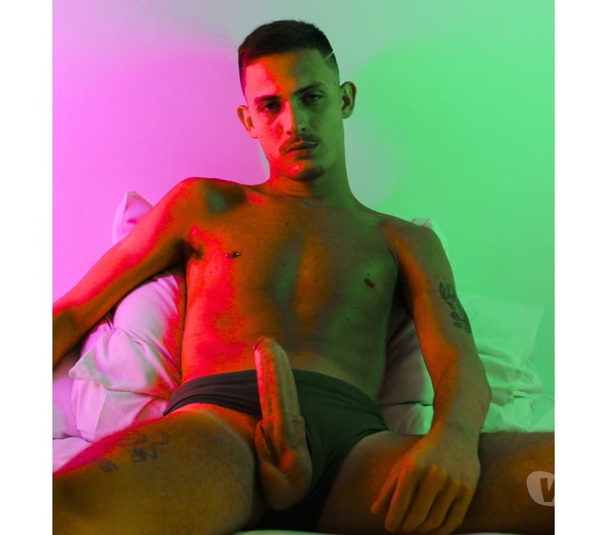 Acompanhantes masculinos Rio de Janeiro RJ Copacabana - Fotos para Carioca dotado 21cm COM LOCAL